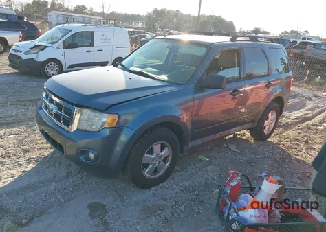 2012 Ford Escape Xlt z USA, uszkodzony, nr VIN 1FMCU0D77CKB87542